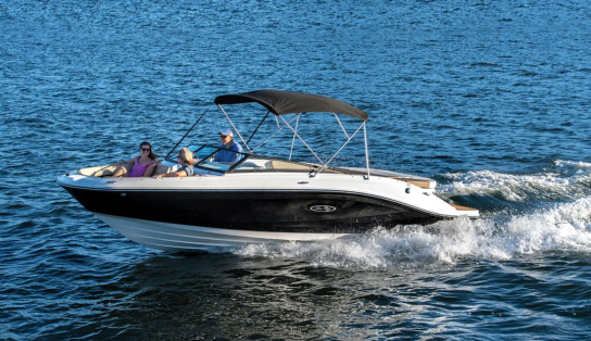 Катер Sea Ray 230 SPX