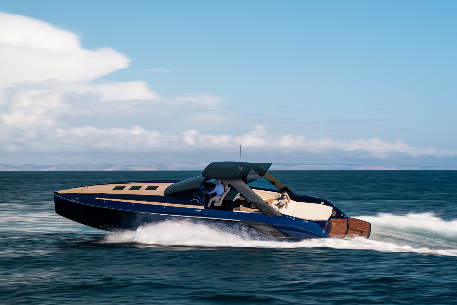 Frauscher 1414 Demon Air: универсальность и стиль